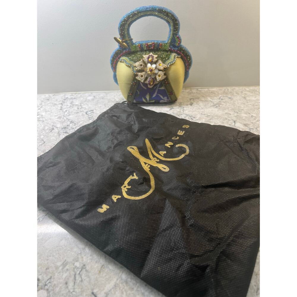 Mary Frances Beaded Handbag Hard Case Purse Jewels Flowers Shells 8 1/2"x 8" JL - Picture 2 of 14